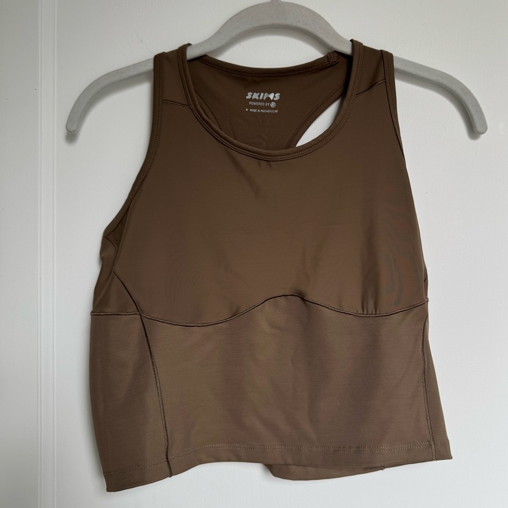 SKIMS Taupe Ribbed Racerback Crop - Picture 5 of 10